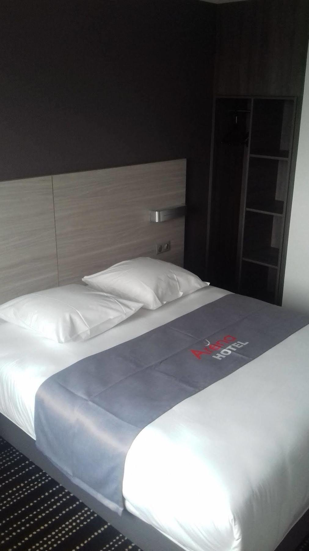 Hotel Arena Тулуза Экстерьер фото