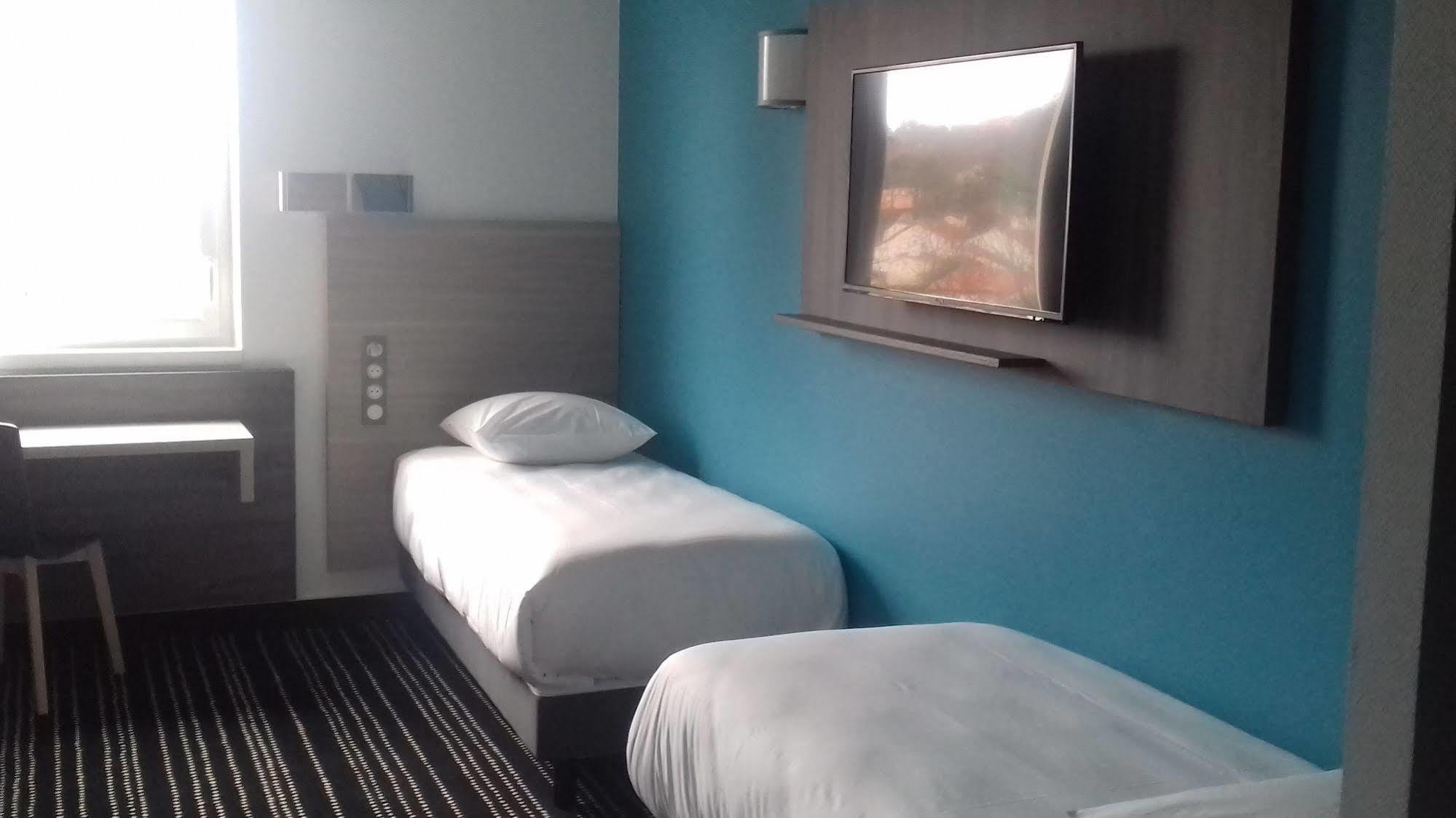 Hotel Arena Тулуза Экстерьер фото
